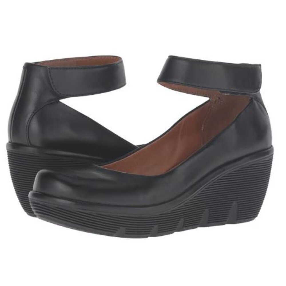 Clarks' Clarene Tide WEDGE SHOES SIZE 8M LIKE NEW 💯